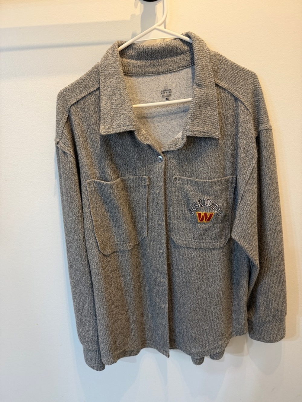 Women's Gray Button-Front Knit Shirt with Embroidered Pocket